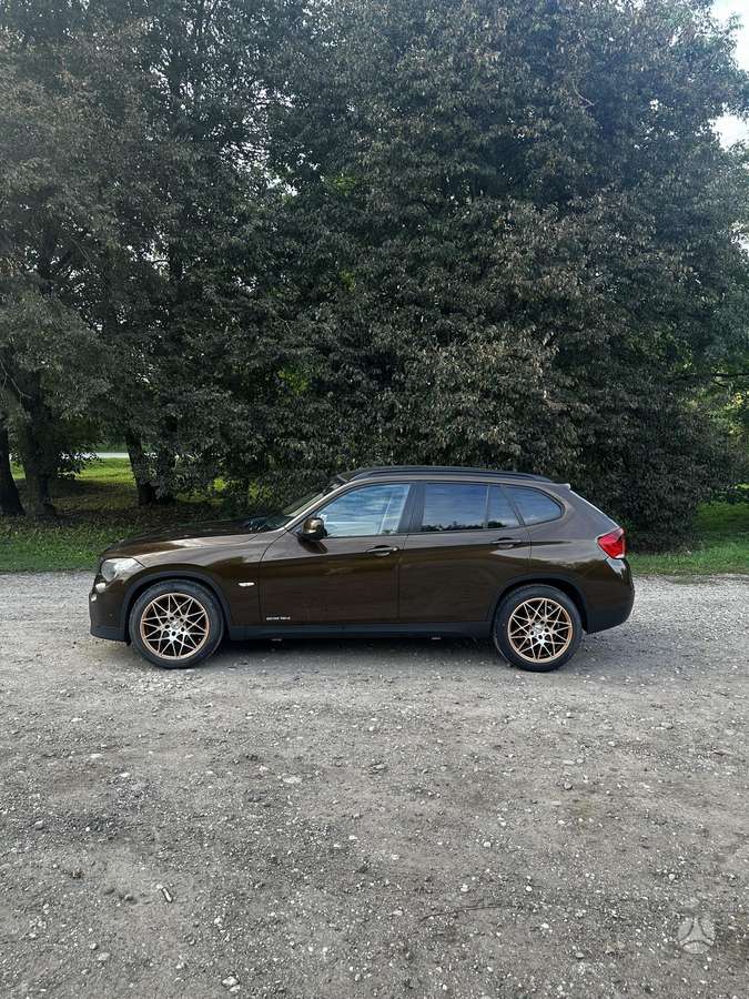 BMW X1, 2.0 l., Хэтчбек