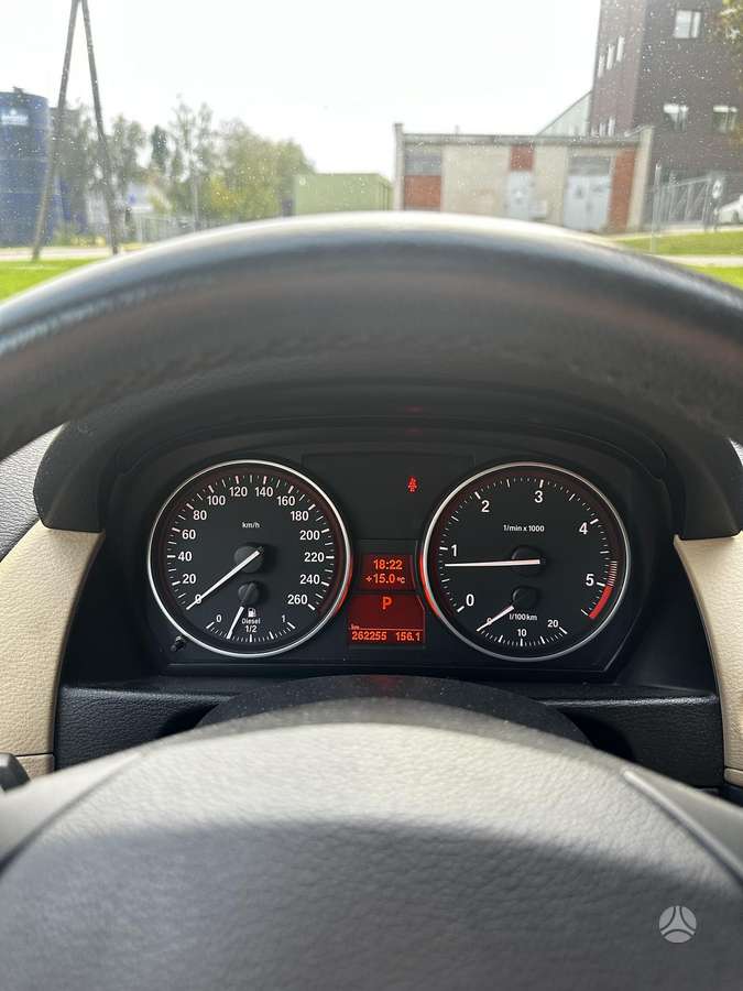 BMW X1, 2.0 l., Хэтчбек