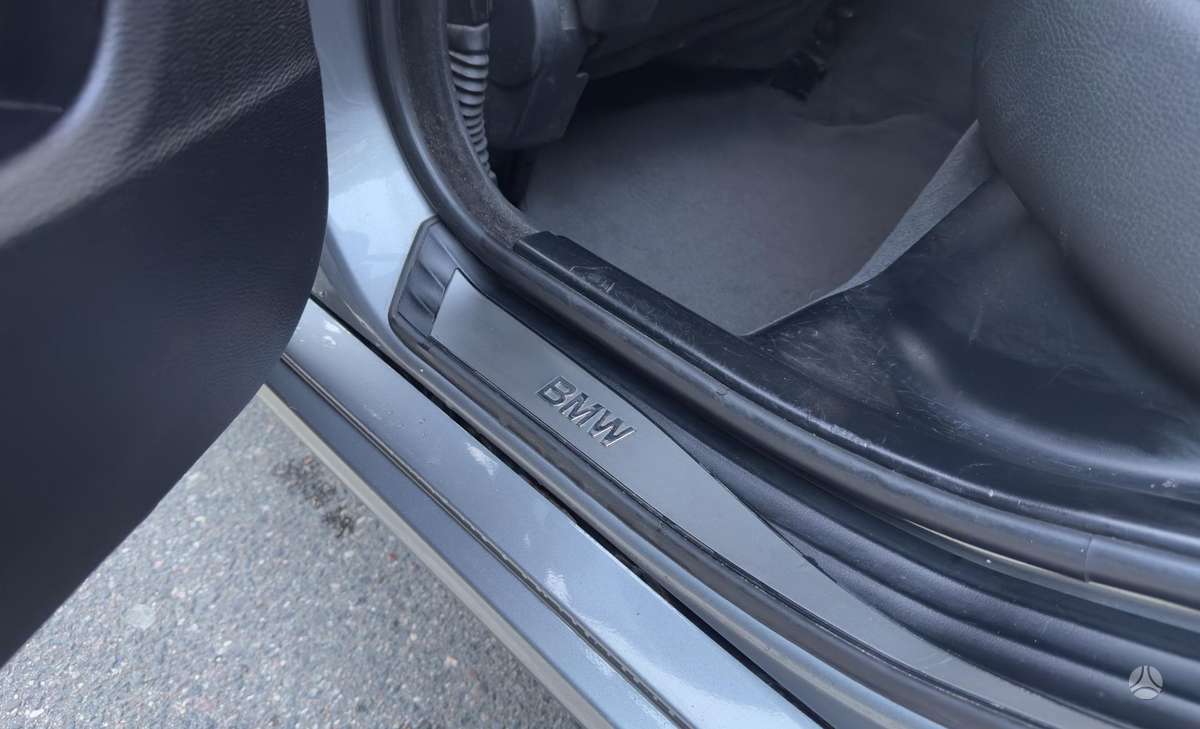BMW 520, 2.0 l., Седан