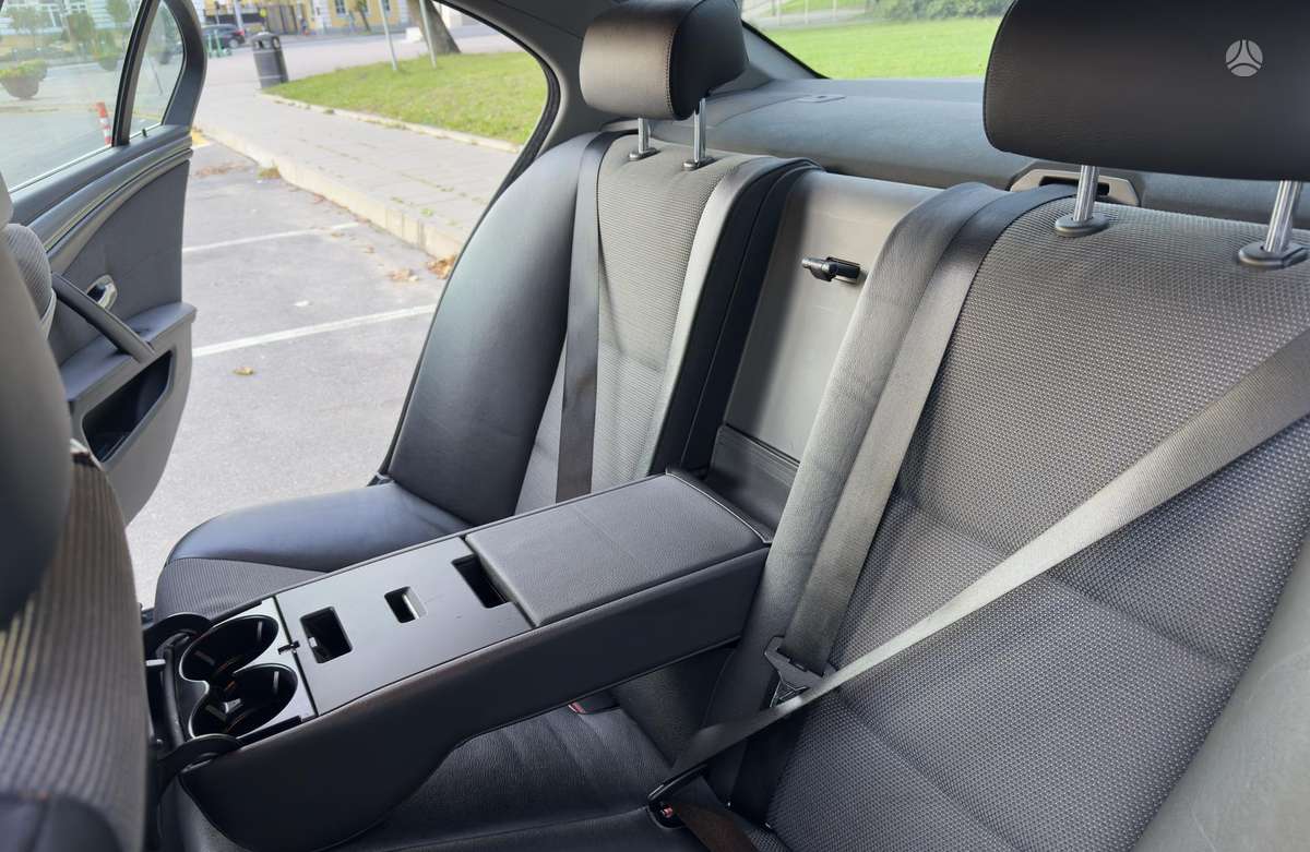 BMW 520, 2.0 l., Седан