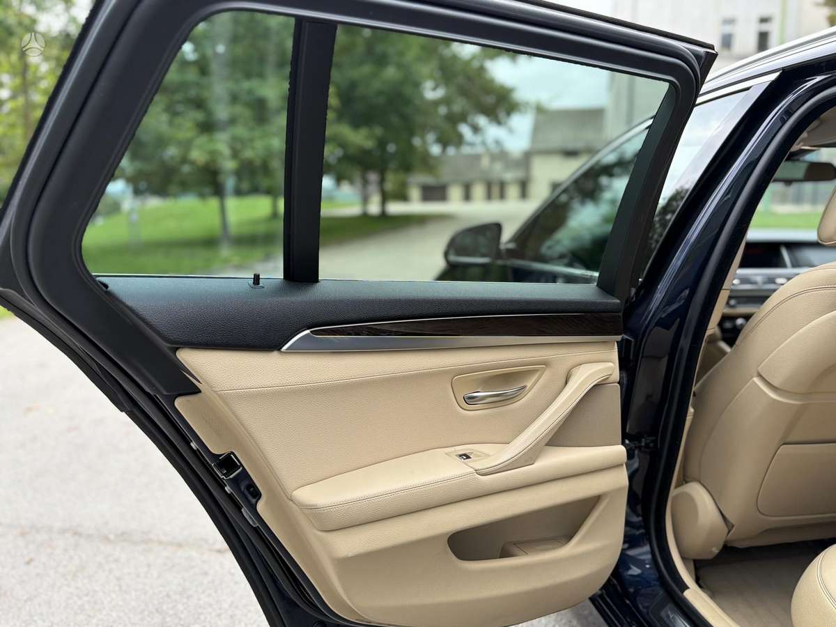 BMW 525, 2.0 l., wagon