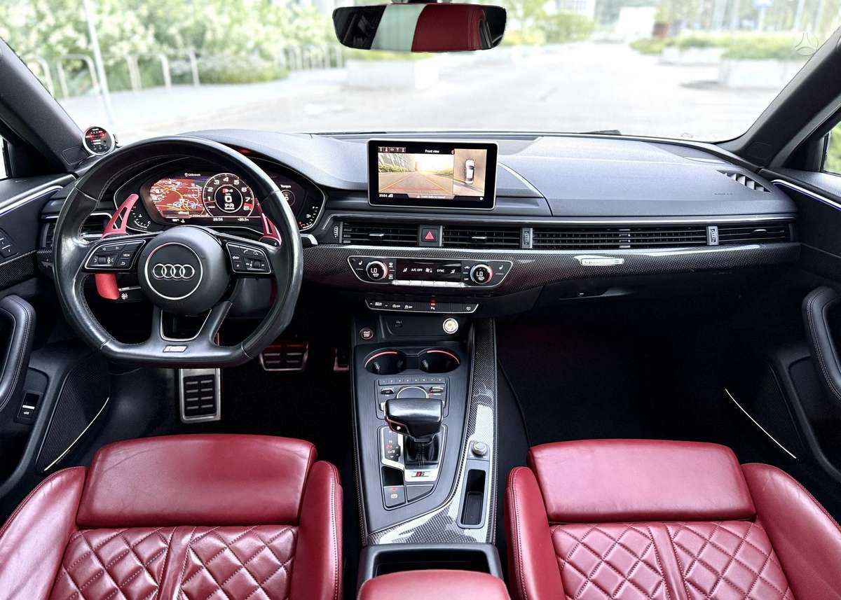 Audi S4, 3.0 l., Седан