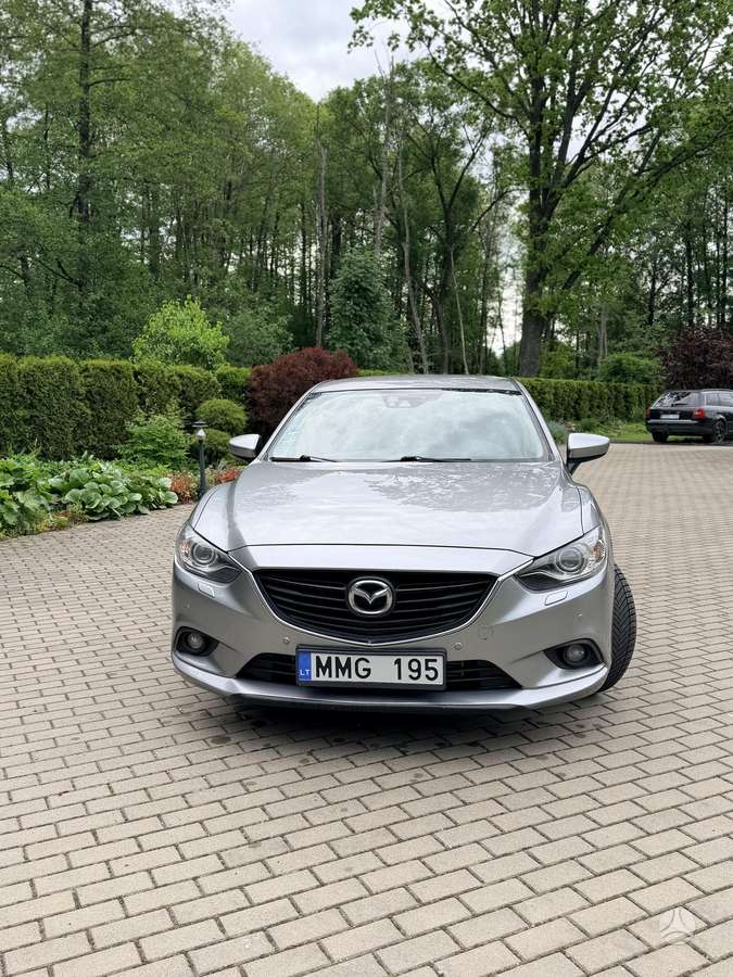 Mazda 6, Седан
