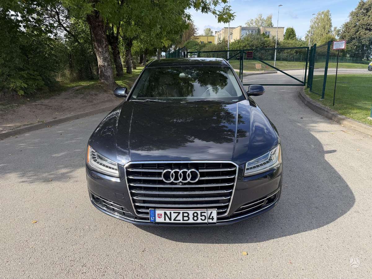 Audi A8 L, 4.0 l., Седан