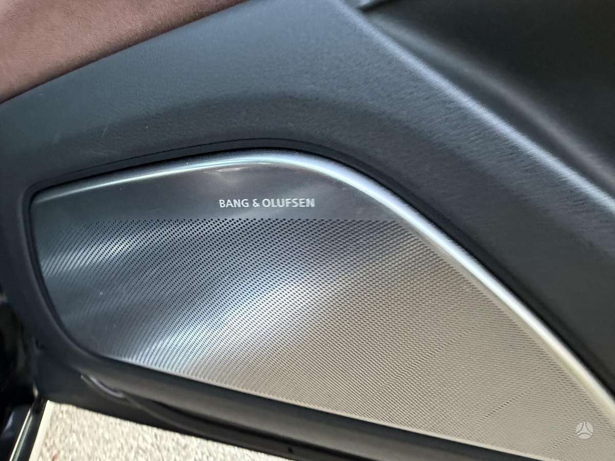Audi A8 L, 4.0 l., Седан