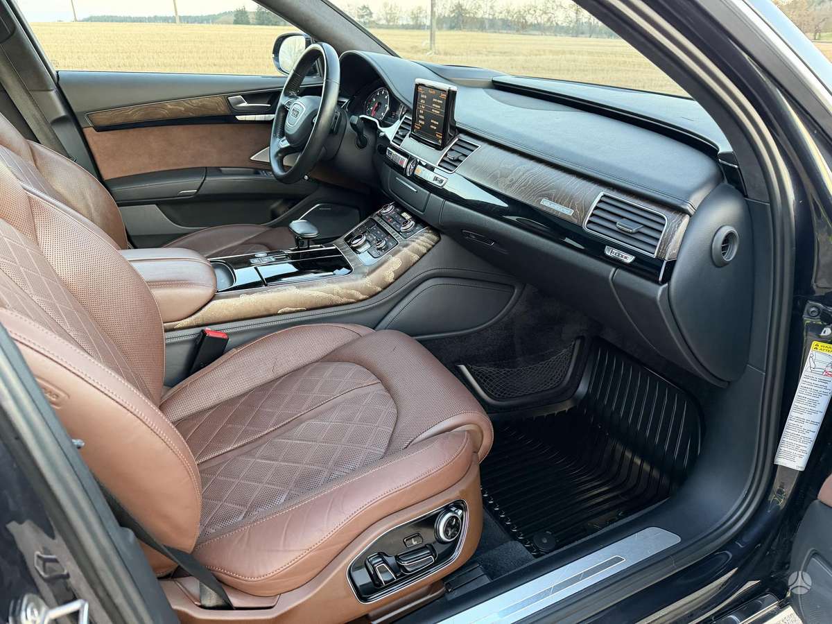 Audi A8 L, 4.0 l., Седан