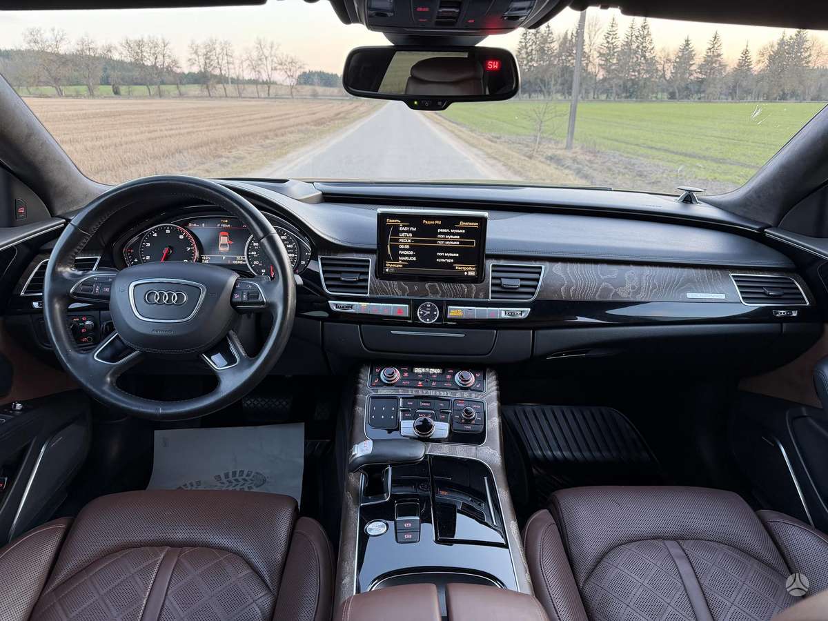 Audi A8 L, 4.0 l., Седан