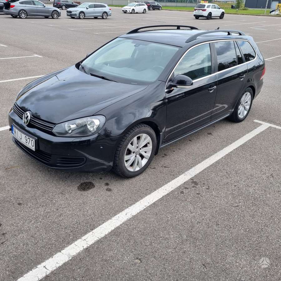 Volkswagen Golf - 2
