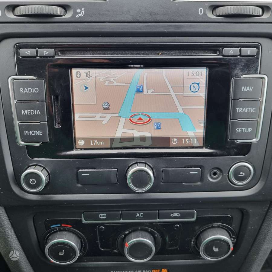 Volkswagen Golf - 12