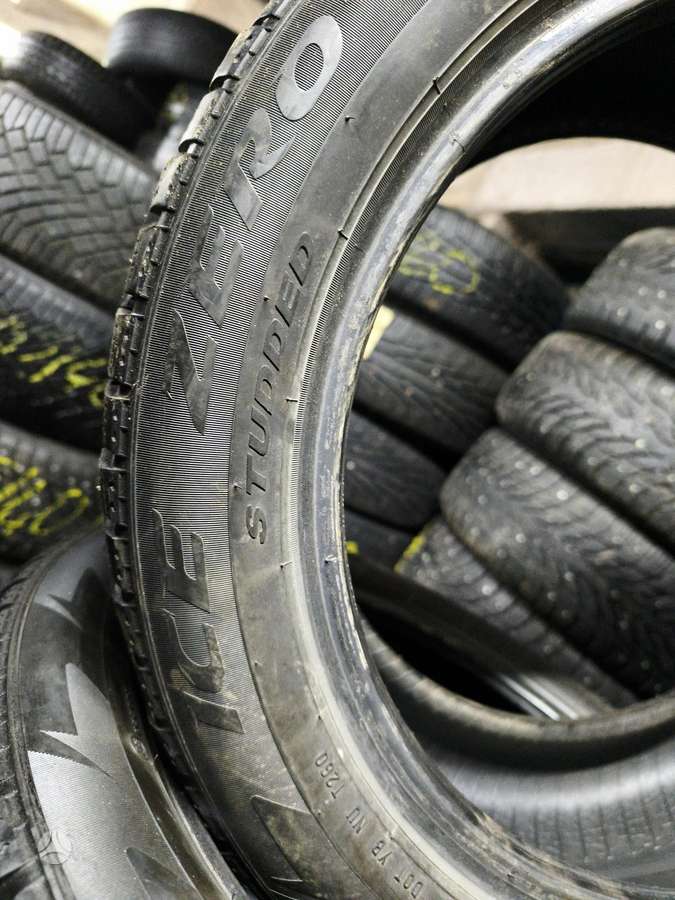 Pirelli Ice zero, winter 225/50 R17