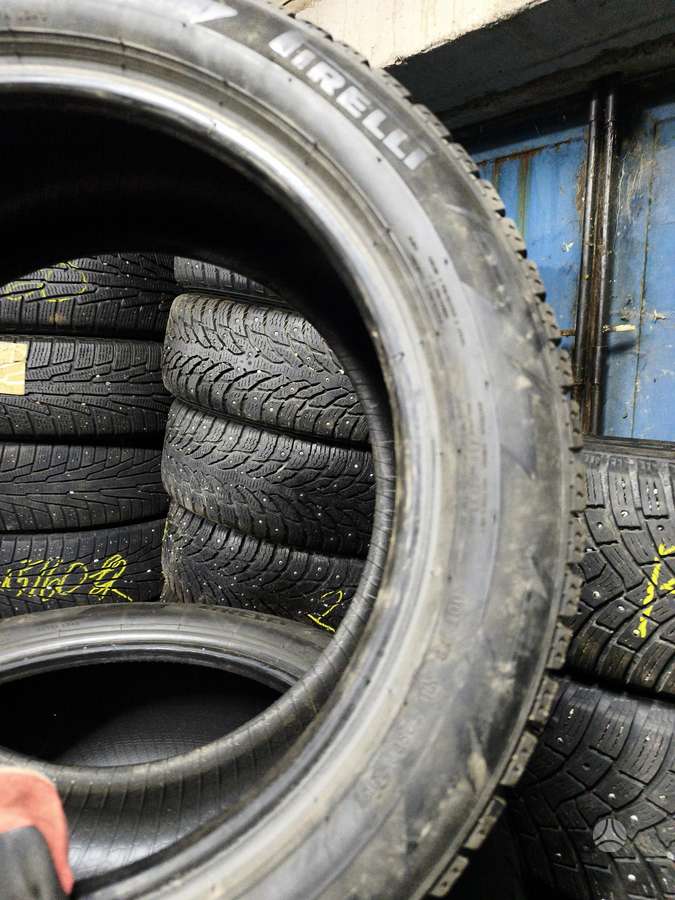 Pirelli Ice zero, winter 225/50 R17