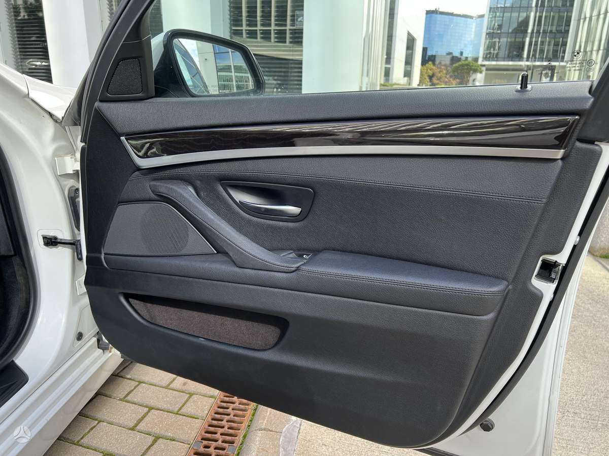 BMW 528, 2.0 l., sedanas