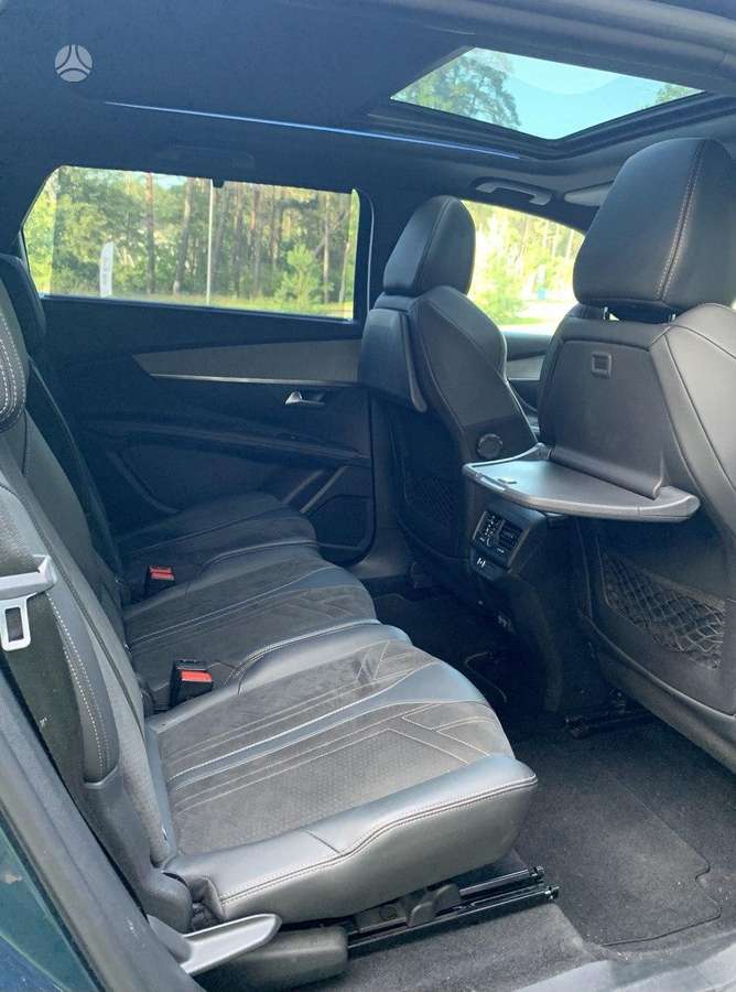 Peugeot 5008 - 8