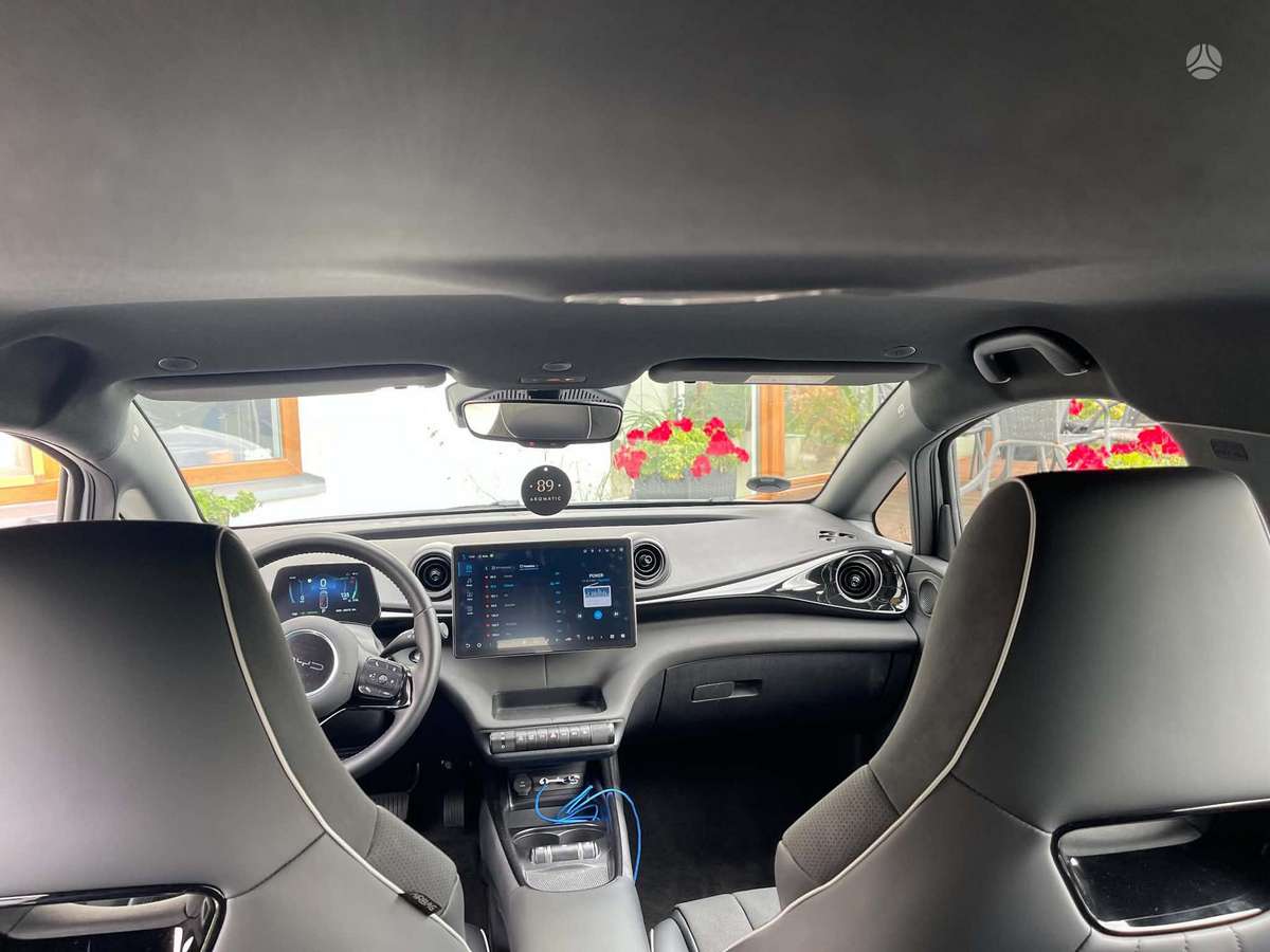 BYD Dolphin, 60 kWh, hatchback