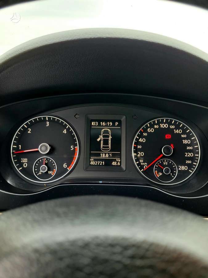 Volkswagen Jetta - 7