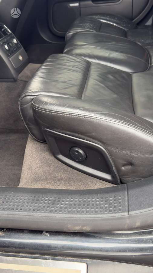 Audi A8, 4.2 l., Седан