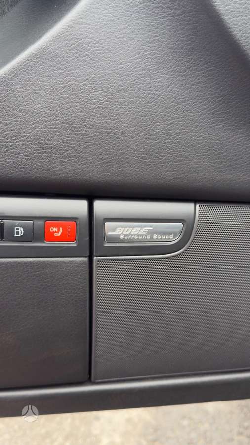 Audi A8, 4.2 l., Седан
