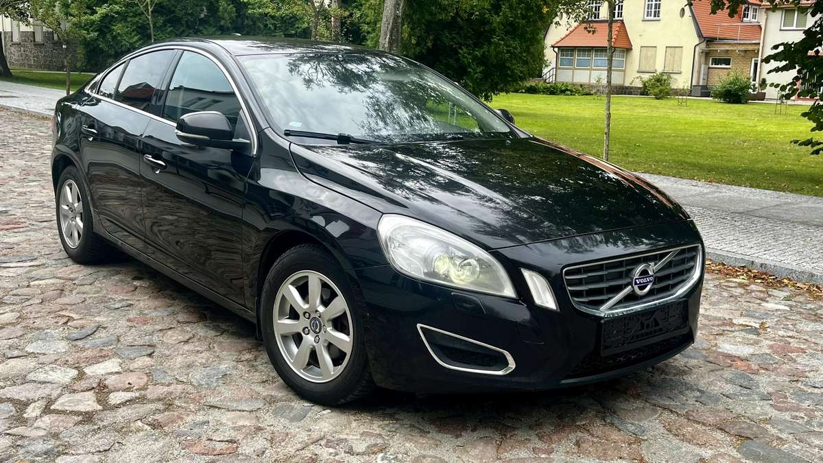 Volvo S60 - 2