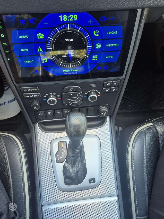 Volvo XC90 - 4