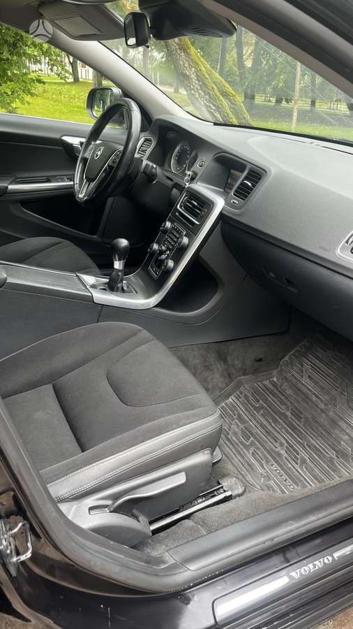 Volvo S60 - 11