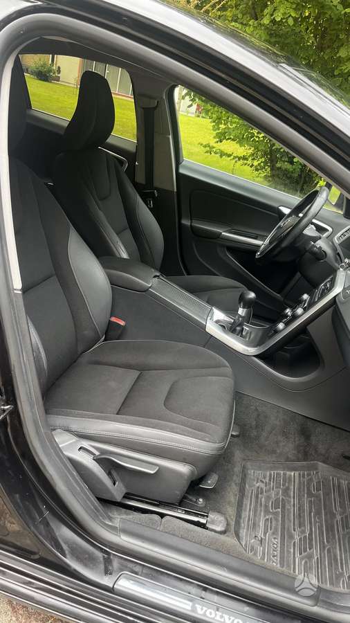Volvo S60 - 12
