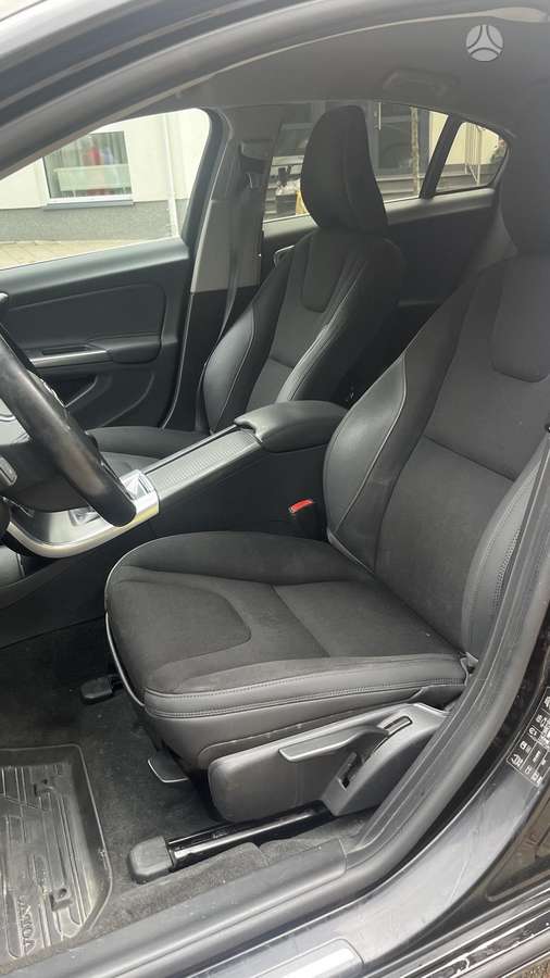 Volvo S60 - 10