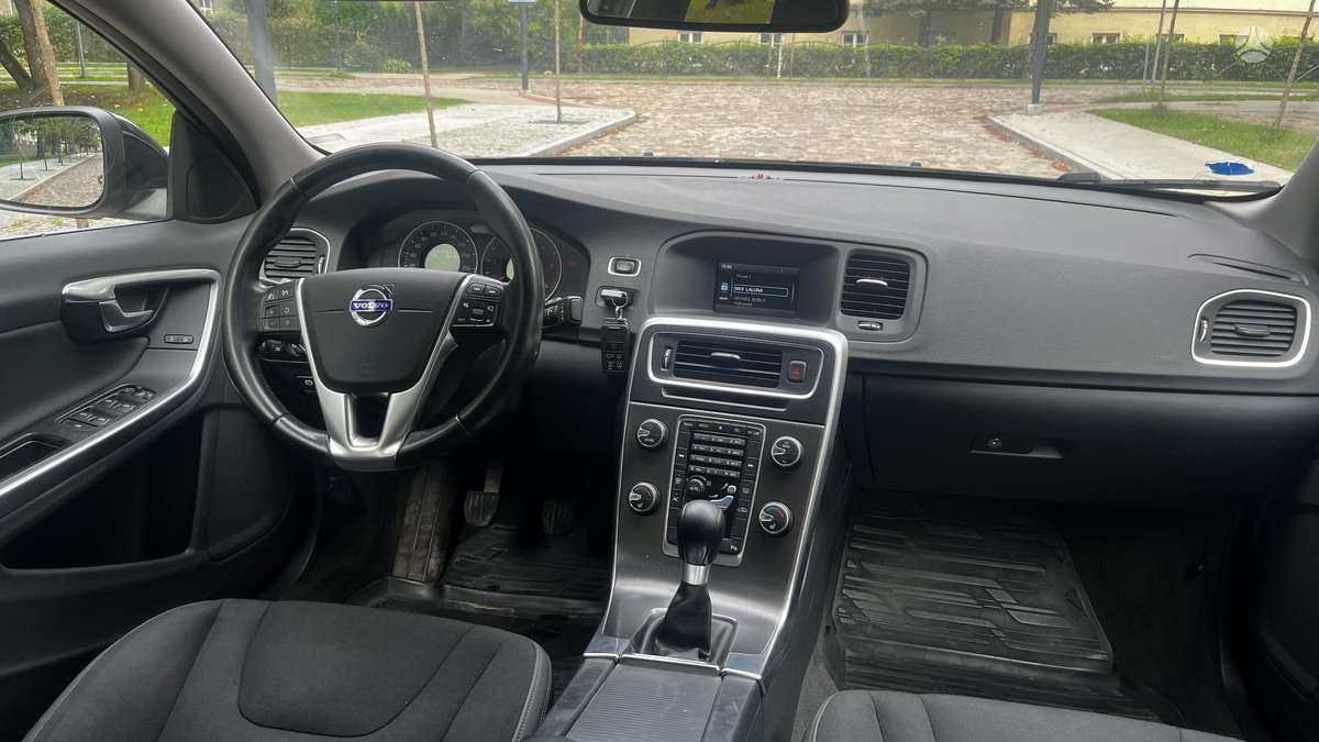 Volvo S60 - 9