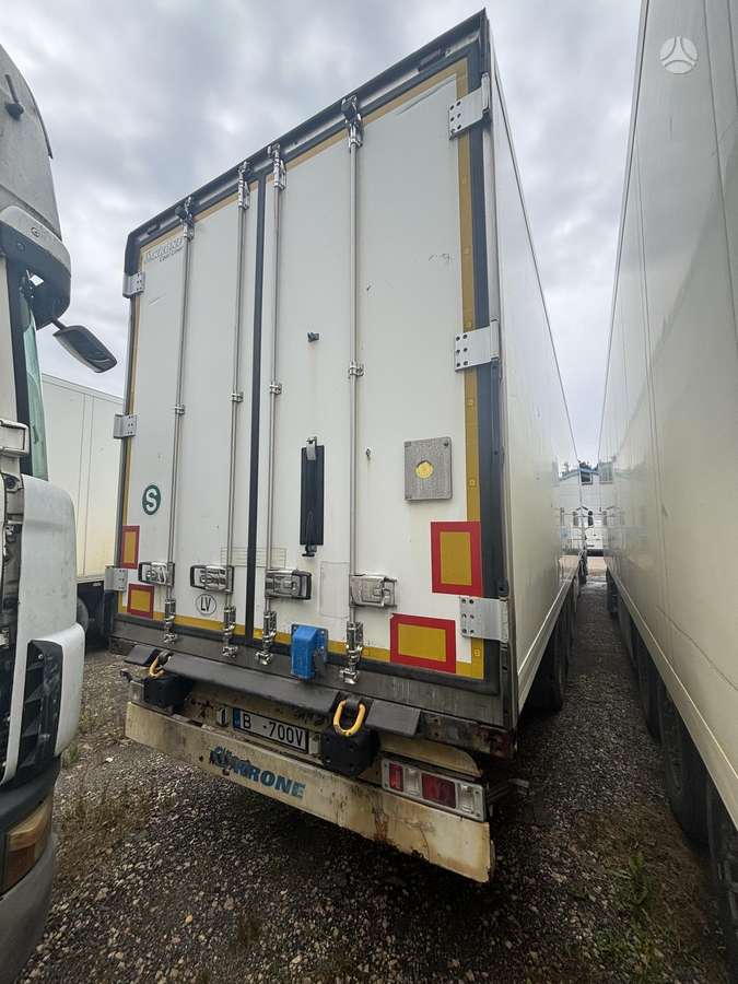 Krone SD, refrigerated