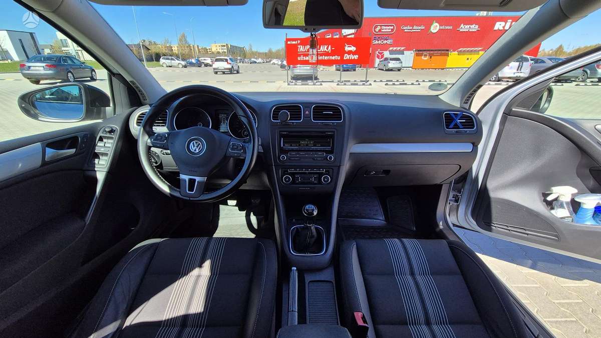 Volkswagen Golf - 7