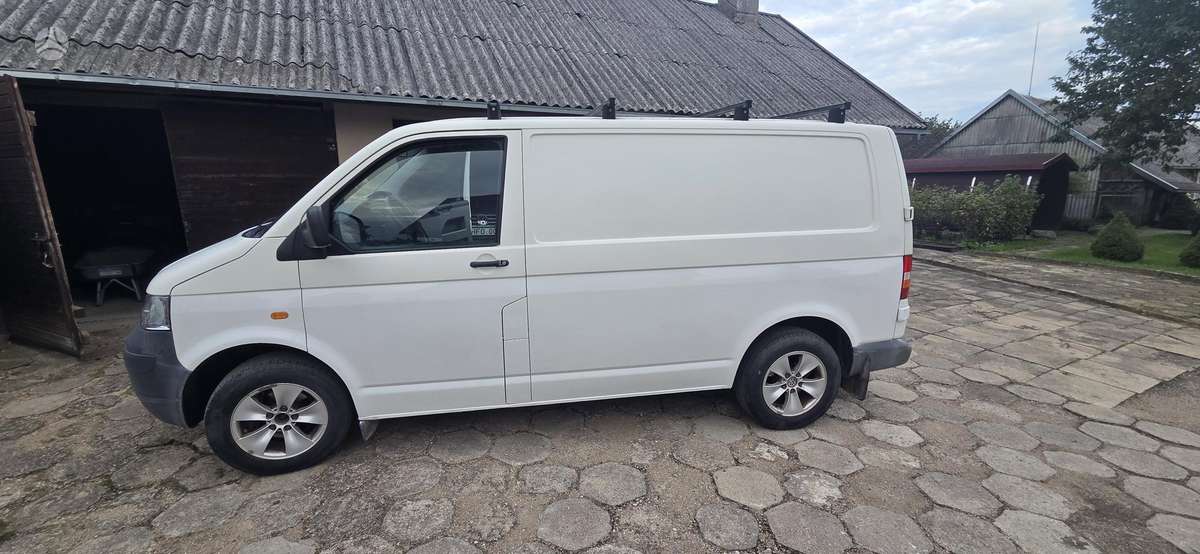 Volkswagen Transporter - 4