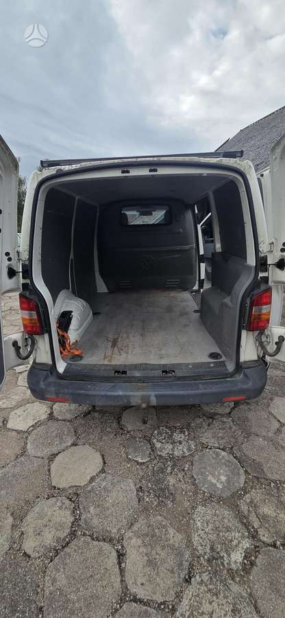 Volkswagen Transporter - 5