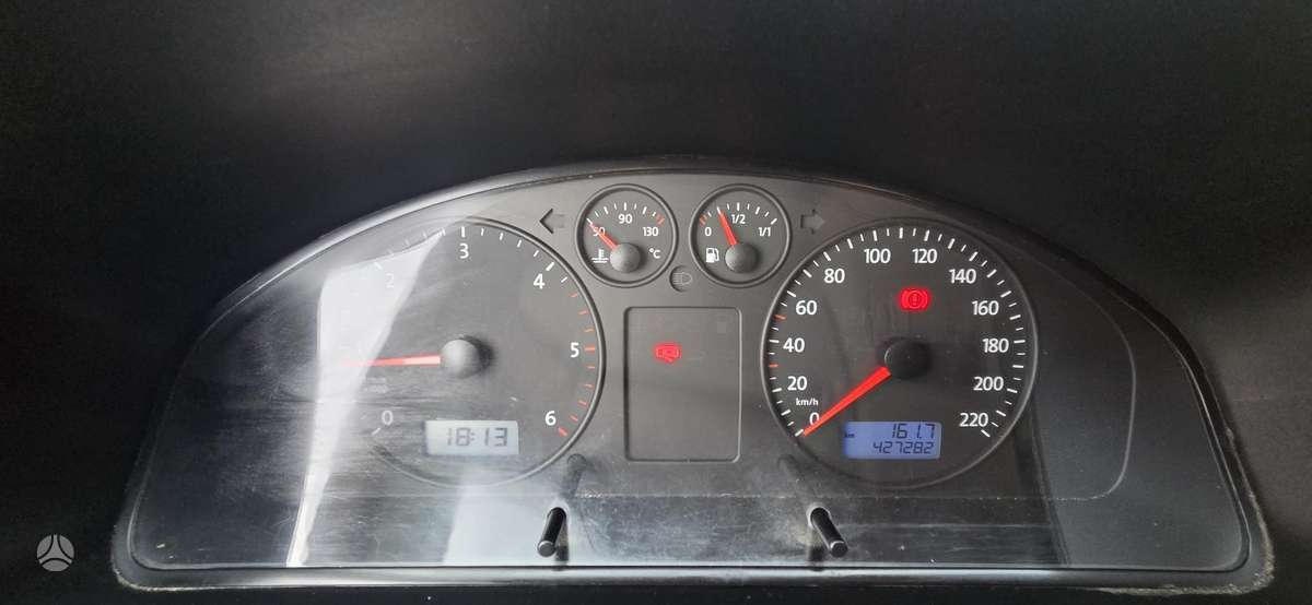 Volkswagen Transporter - 8