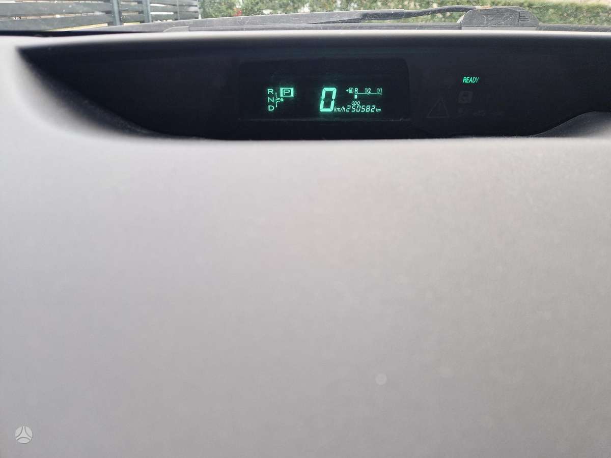 Toyota Prius - 6