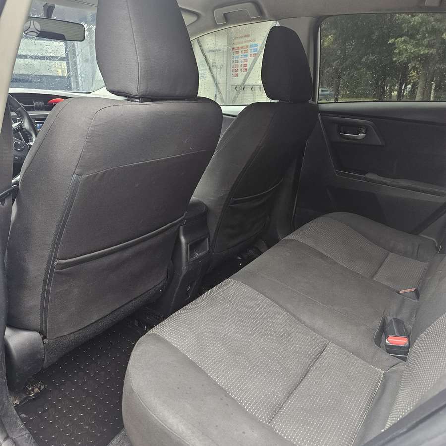 Toyota Auris - 7