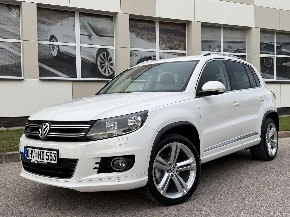 Volkswagen Tiguan - 1