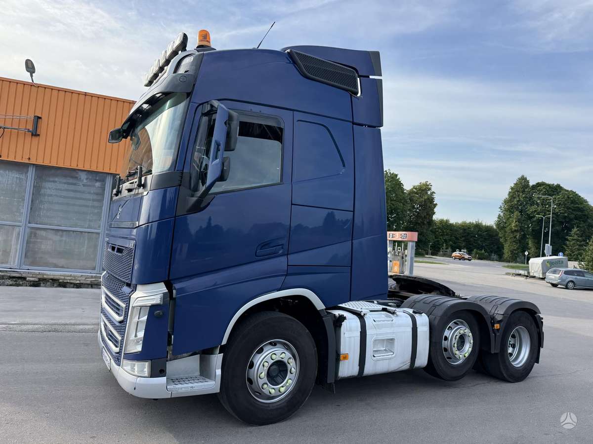 Volvo FH 500, double sleeper