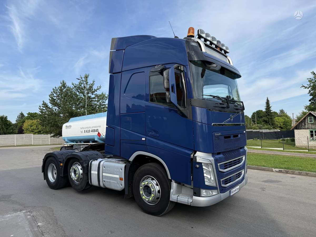 Volvo FH 500, double sleeper