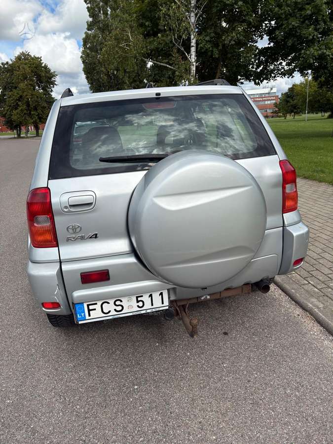 Toyota RAV4 - 5