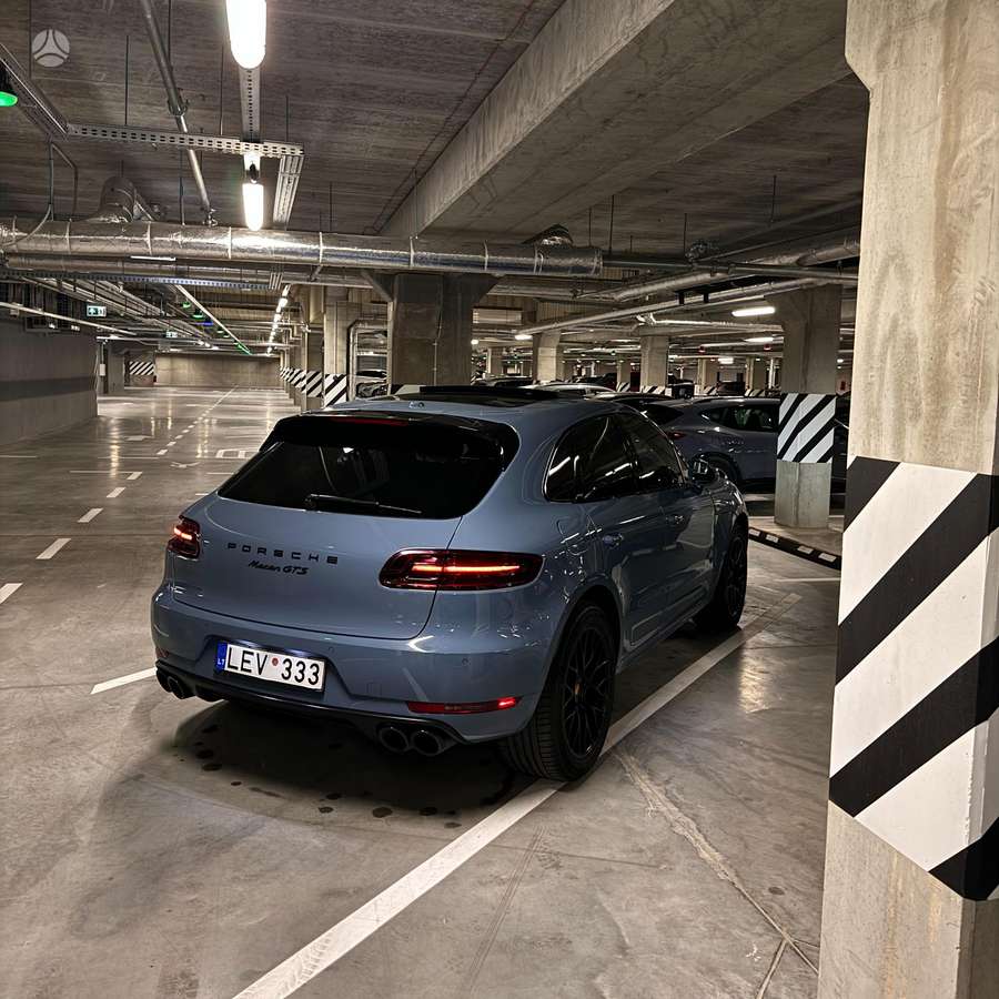 Porsche Macan - 9