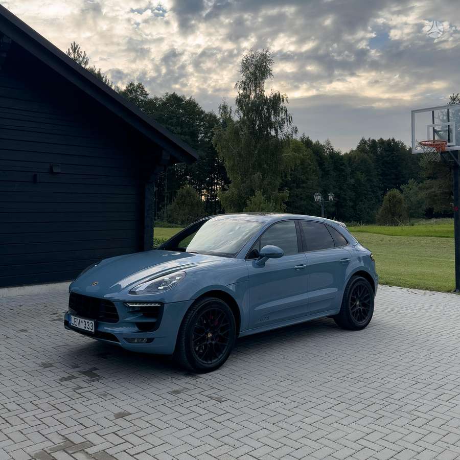 Porsche Macan - 3