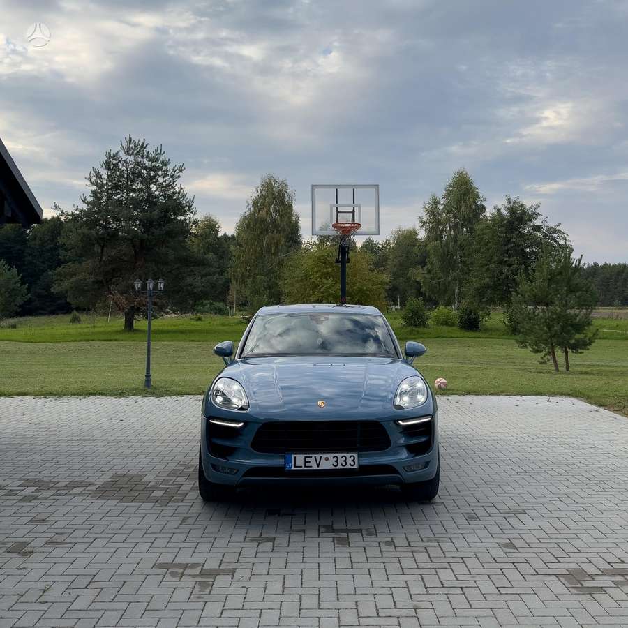 Porsche Macan - 4