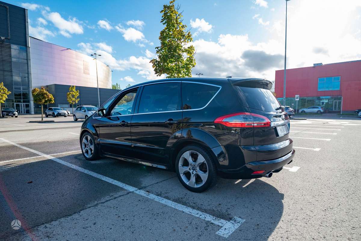 Ford S-MAX - 5