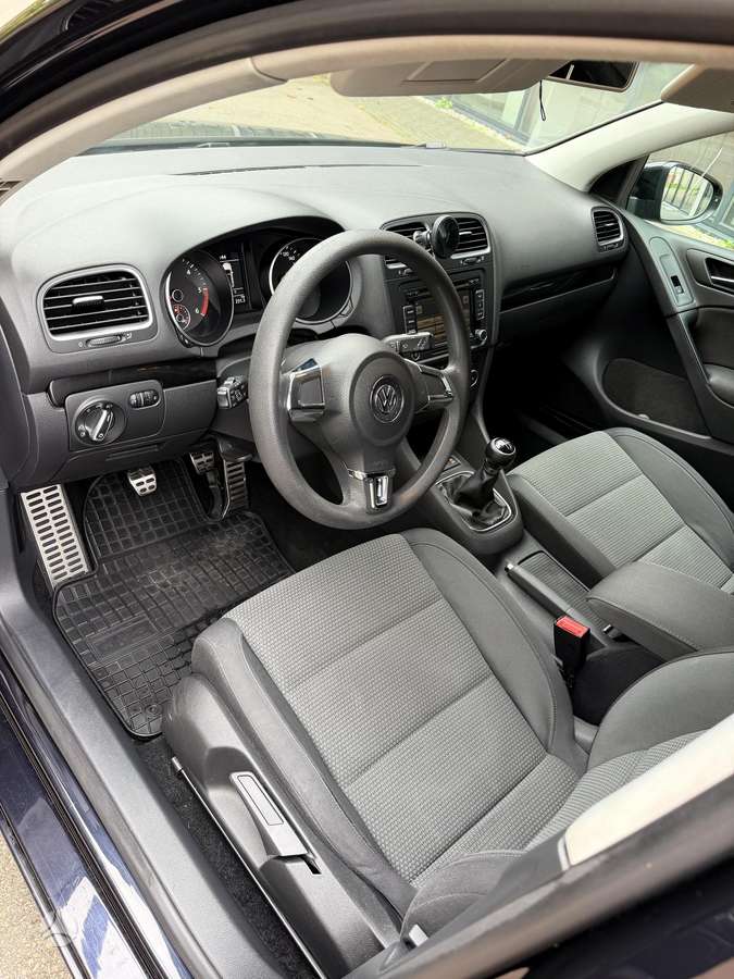 Volkswagen Golf - 7