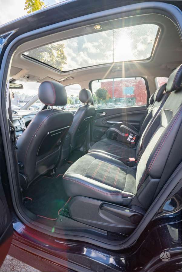 Ford S-MAX - 7