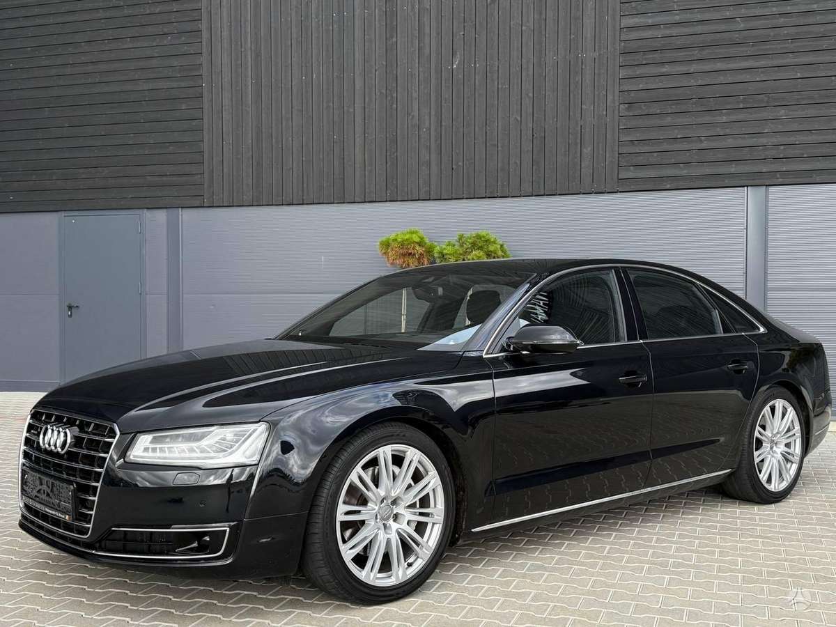 Audi A8, 3.0 l., Седан