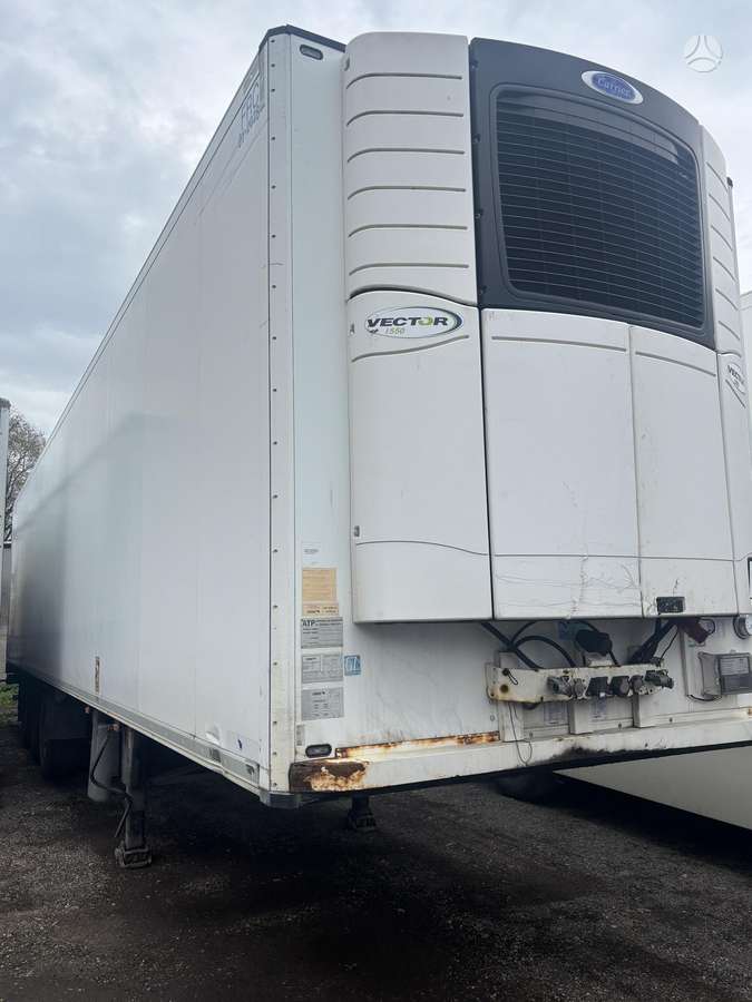 Schmitz SKO24, refrigerated