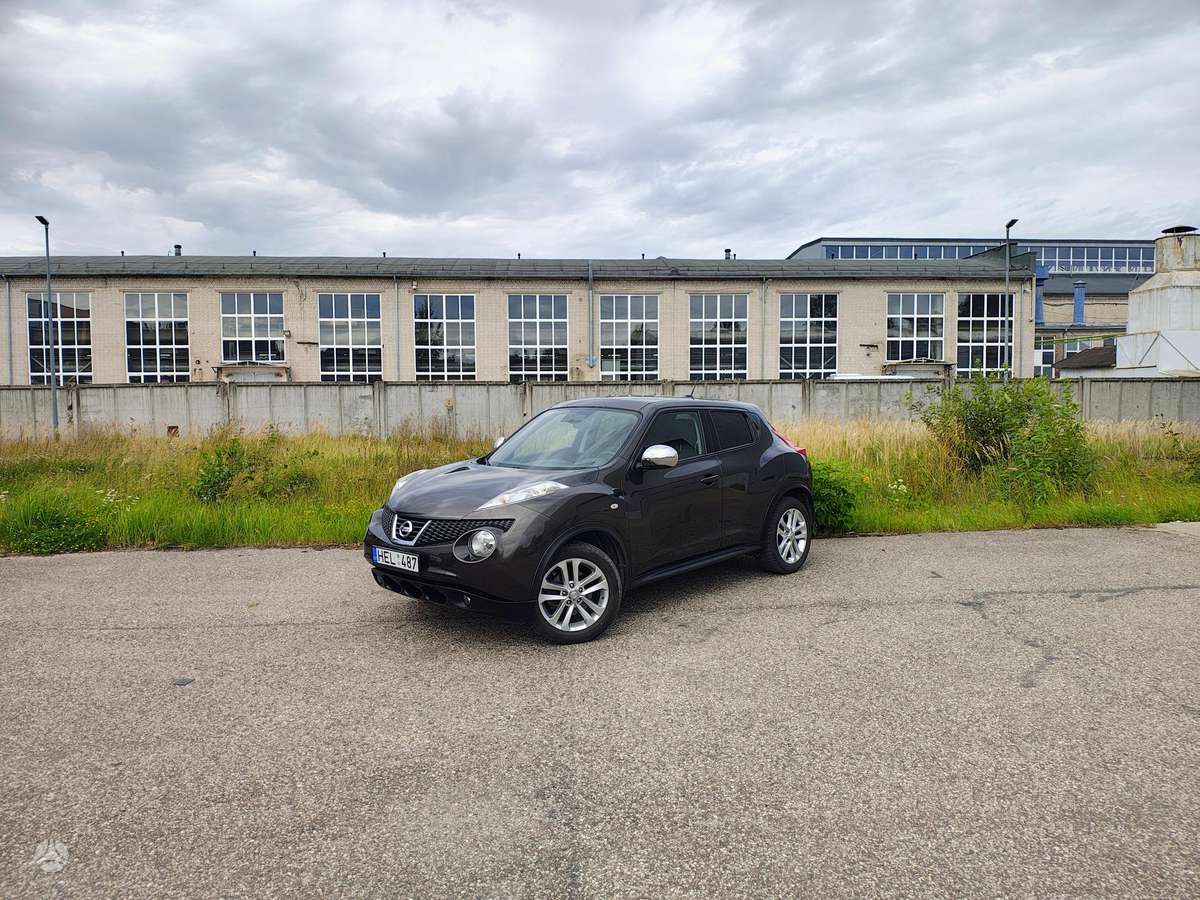 Nissan Juke, 1.6 l., Хэтчбек