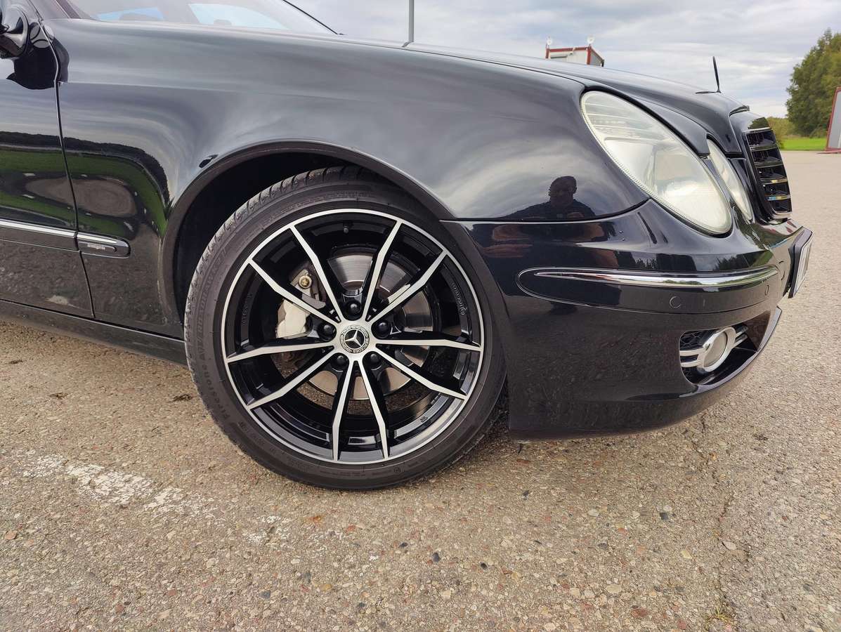 Mercedes-Benz E320, 3.0 l., Универсал