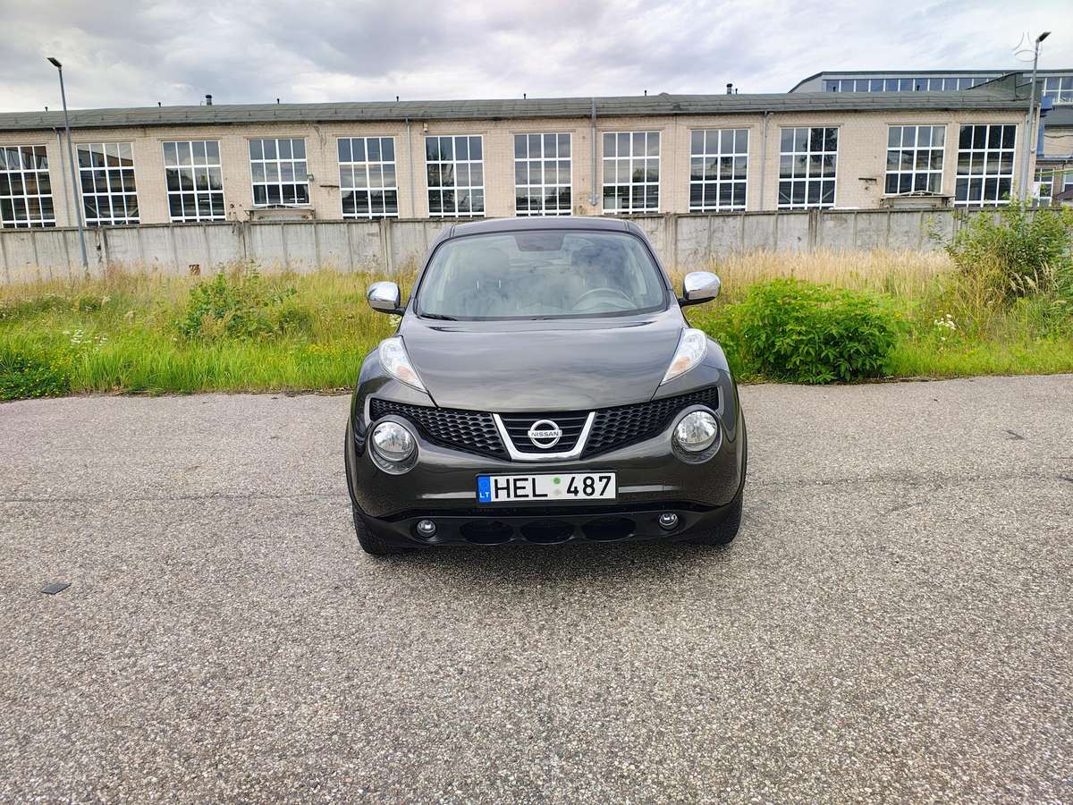 Nissan Juke, 1.6 l., Хэтчбек
