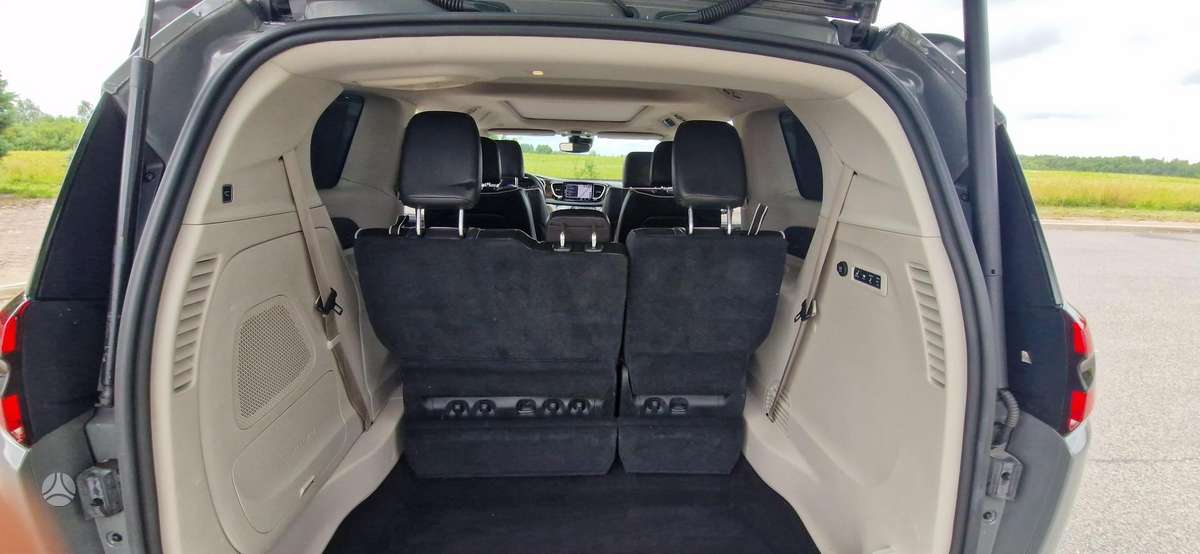 Chrysler Pacifica, 3.6 l., Минивэн